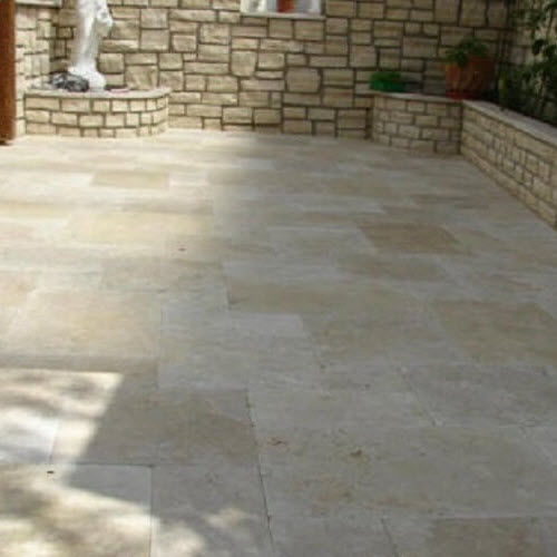 Carrelage en travertin - LICOM TUMBLED - Mekmar - vieilli / texturé / de piscine
