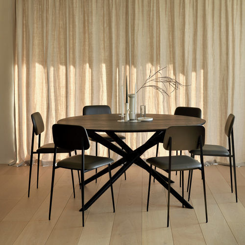 Table à manger contemporaine - Mikado - ETHNICRAFT - en chêne / avec piètement en chêne / rectangulaire