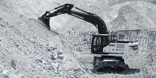 Pelle sur chenilles - HMK 210 W - HIDROMEK - pour chantier