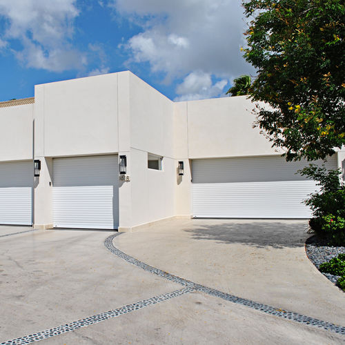 Porte de garage enroulable - MINICUR -77 - Persax - en aluminium / en polyuréthane / automatique