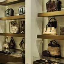 Étagère murale - LUXURY - IDW PARIS - contemporaine / en bois / pour magasin de vêtements