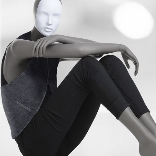 Mannequin de vitrine femme - 81 ABSOLUTE - WINDOW FRANCE - abstrait / en bois massif / assis