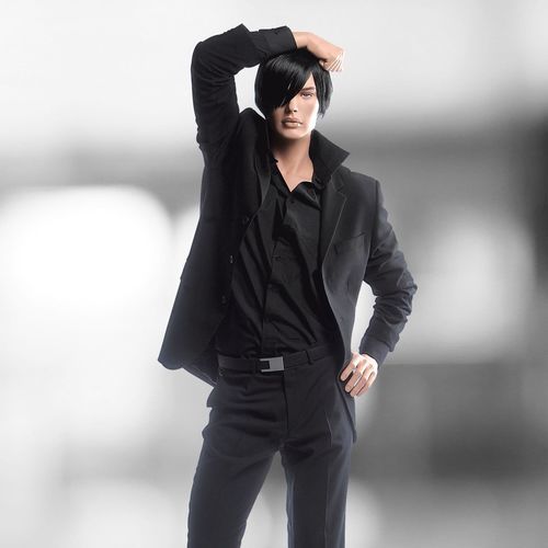 Mannequin de vitrine homme - 30 CHIC - WINDOW FRANCE - réaliste / assis / beige