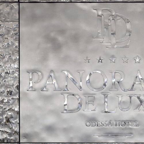Panneau décoratif mural - RELIEF IN SILVER - PlusObject - en verre / texturé