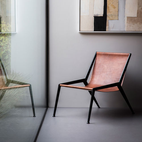 Chauffeuse contemporaine - Berlin - TOM FAULKNER - en cuir / en acier / marron