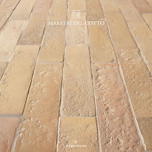 Carrelage en terracotta - COTTO ANTICO BUTTERO CHIARO UMBRO - MAESTRI DEL COTTO - finition naturelle / vieilli / d'extérieur