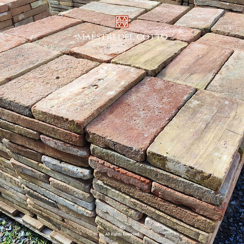 Planelle en terracotta - Lotto 003 - MAESTRI DEL COTTO - moulée main