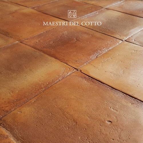Carrelage en terracotta - COTTO CHIARO UMBRO VISSUTO INVECCHIATO - MAESTRI DEL COTTO - d'intérieur / de sol / rustique