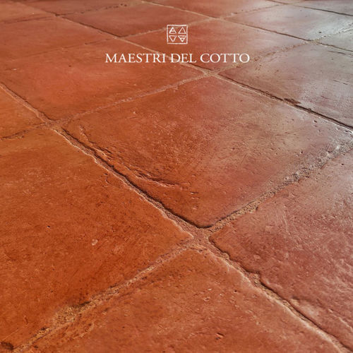 Carrelage en terracotta - COTTO ROSSO FIRENZE VISSUTO - MAESTRI DEL COTTO - personnalisé / d'intérieur / d'accueil