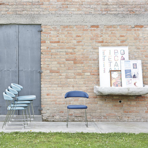 Chaise visiteur contemporaine - FUEGO - Milani - d'intérieur / en tissu / tapissée