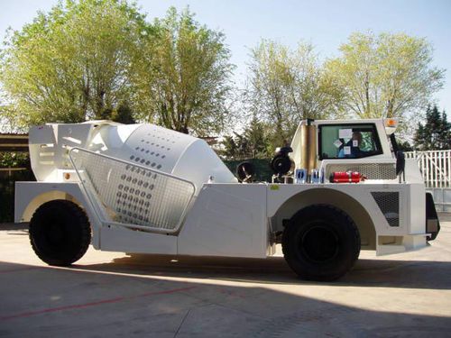 Camion malaxeur hydraulique - HURON 5 - Partindus - diesel / pour le béton / pour mine souterraine