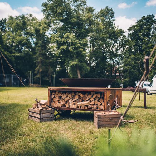 Barbecue à bois - O-T-01 - OFYR France - sur roulettes / transportable / en acier corten