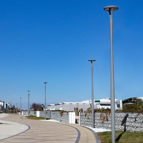 Lampadaire urbain - VESTA C - Ghisamestieri - contemporain / en fonte d'aluminium / en aluminium extrudé