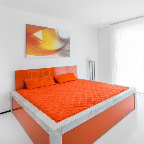Lit double - Luis Design - contemporain / avec tête de lit / sur mesure
