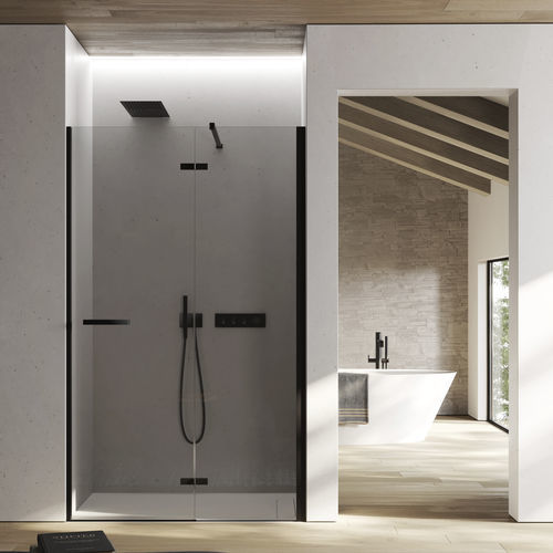 Cabine de douche en verre - SMART - Disenia - avec porte battante / d'angle / professionnelle