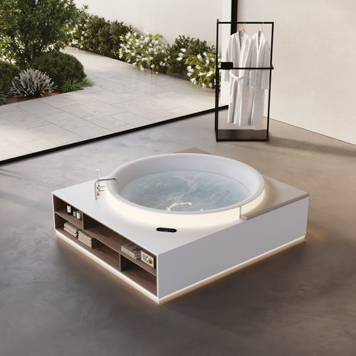 Baignoire ronde - ARETUSA - Disenia - en îlot / pour habitat / à usage professionnel