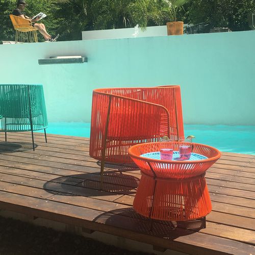 Table d'appoint contemporaine - CARIBE - ames - en acier / en plastique / ronde