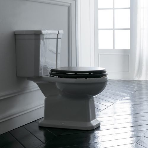 Toilette à poser - CLASSIC - Albion Bath Co - en porcelaine / résidentielle / allongée
