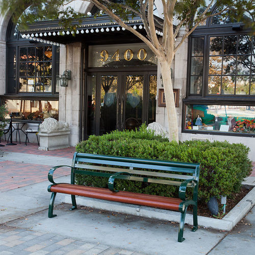 Banc public de style - ARCADIA - CANTERBURY DESIGNS - en bois de feuillus / en bois exotique / en fonte d'aluminium