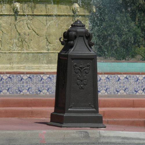 Borne de protection - HISTORIC - CANTERBURY DESIGNS - en fonte / en fonte d'aluminium