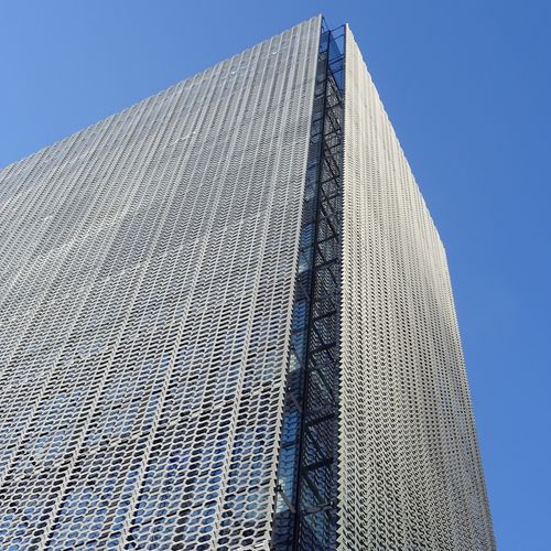Bardage en panneaux - TETRIS® STEP - Cantori srl - en aluminium / à emboîtement / nervuré