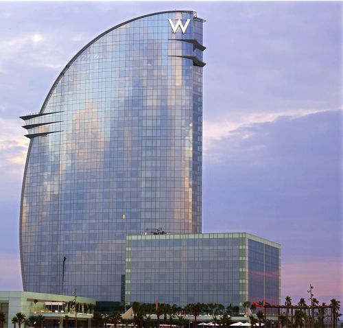 Système de façade en aluminium - W HÔTEL - BARCELONA - Cantori srl - pour brise-soleil / résistant aux intempéries / perforé