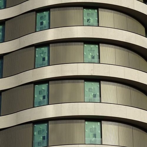 Système de façade en aluminium extrudé - RIVERWALK HOUSE - LONDRA(UK) - Cantori srl - pour brise-soleil / brise-vue / résistant aux intempéries