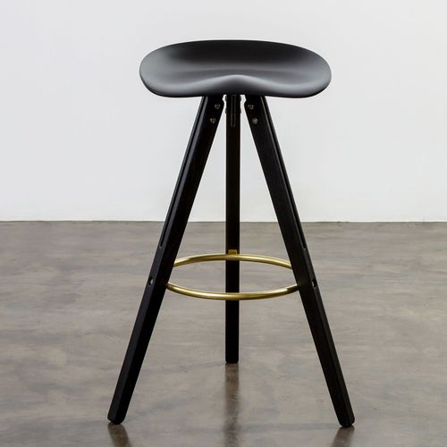 Tabouret de bar contemporain - THEO TRACTOR - District 8 - avec piètement en chêne