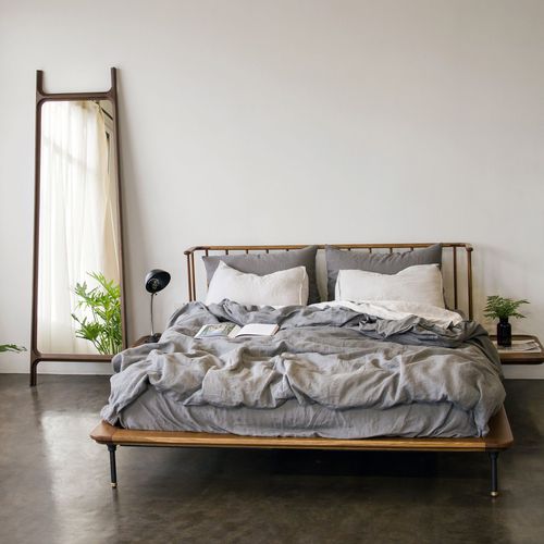 Lit double - DISTRIKT  - District 8 - contemporain / avec tête de lit / avec tables de chevet