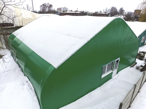 Structure tendue sur ossature métallique - HANGAR - HOLSTROY - pour abri / pour applications industrielles / avec membrane en pvc
