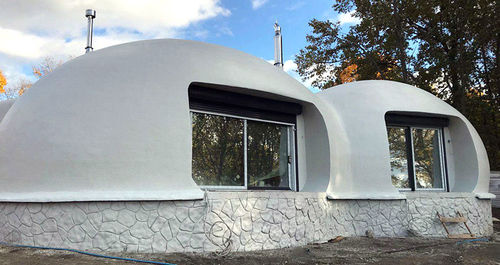 Maison type bungalow - DOMESTIC - HOLSTROY - écologique / à économie d'énergie / organique