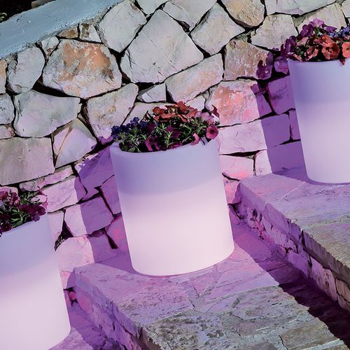 Pot de jardin en polyéthylène - BRIGHT : VENUSIO - MONACIS - rond / lumineux / résidentiel