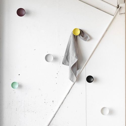 Patère contemporaine - PUNCHED METAL - hem - en métal / individuelle