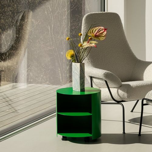 Table d'appoint contemporaine - HIDE - hem - en acier à revêtement par poudre / avec piètement en acier thermolaqué / ronde