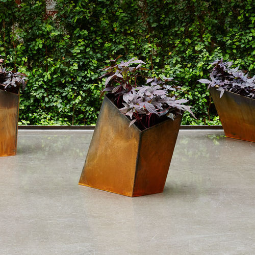 Jardinière en aluminium - ELEMENT E16 - PLANTERWORX - en acier corten / contemporaine / pour espace public