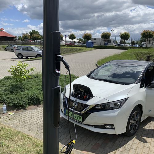 Station de recharge pour voiture électrique - Smartpole Charger - Alumast - urbaine / intelligente / IoT