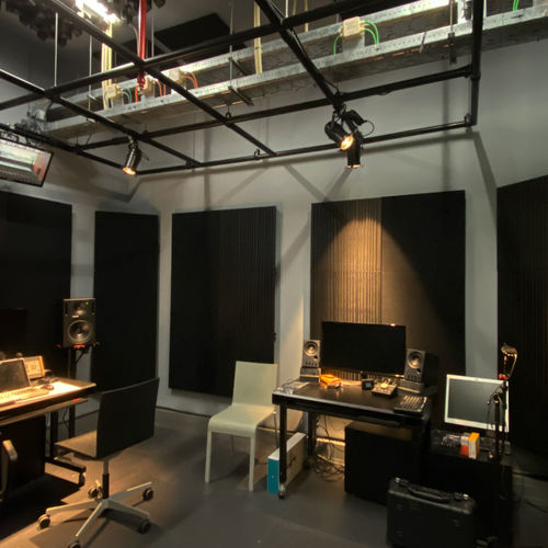 Panneau d'absorption acoustique pour mur - AURA - artnovion - pour plafond / en PET / pour établissement public