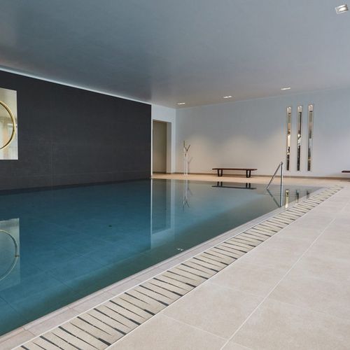 Grille pour caniveau en céramique - LAPISQUE - Modulartem - en marbre / en teck / pour piscine
