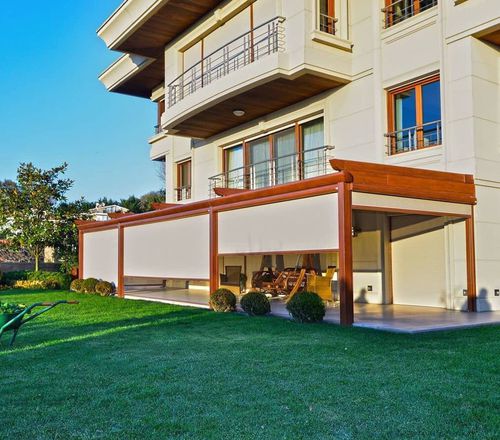 Store banne vertical - ZIP SCREEN - PERGOROOF INC - motorisé / professionnel / de terrasse