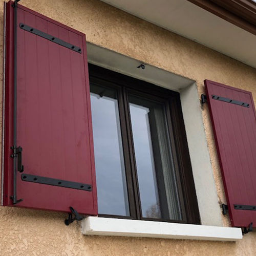 Volet battant - KSM PRODUCTION - en aluminium / aspect bois / pour fenêtre