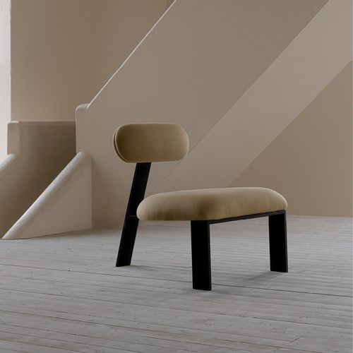 Chauffeuse contemporaine - Oblique  - Studio H&K B.V. - en tissu / en acier / noire