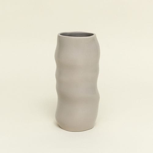 Vase contemporain - Blob  - Studio H&K B.V. - en grès cérame / de table / beige