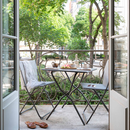 Table contemporaine - Balcony II  - Lafuma Mobilier - en acier galvanisé / avec piètement en acier galvanisé / carrée