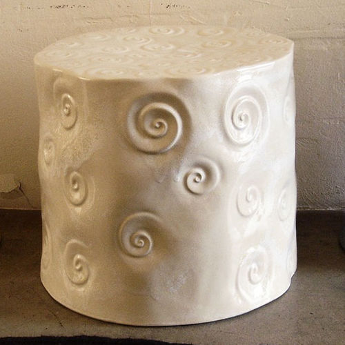 Tabouret contemporain - GRAN-SOUFFLI - Monolite Ipergres - en céramique / piètement central / fait main