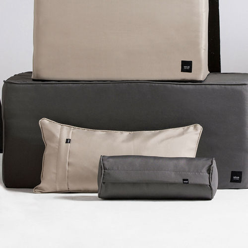Coussin pour canapé - NOODLE - https://www.vetsak.com - extérieur / uni / en tissu