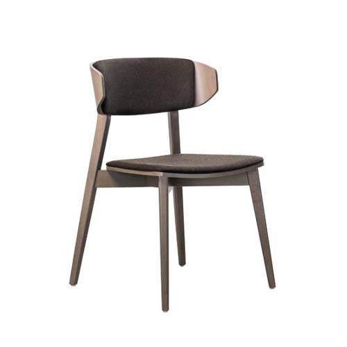 Chaise contemporaine - HELLEN PLUS SE03 - New Life Contract - d'intérieur / en bois / tapissée