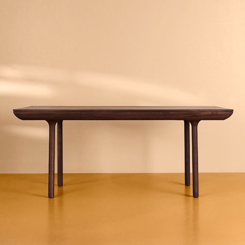 Table à manger classique - RÚNA - Warm  Nordic - en noyer / avec piètement en noyer / rectangulaire