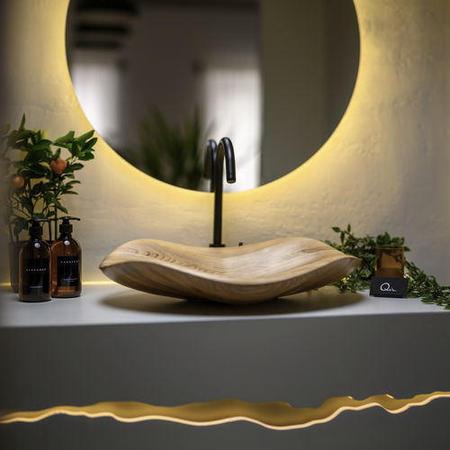 Vasque à poser - KUALA - QINN DESIGNS - en bois / sur mesure / organique