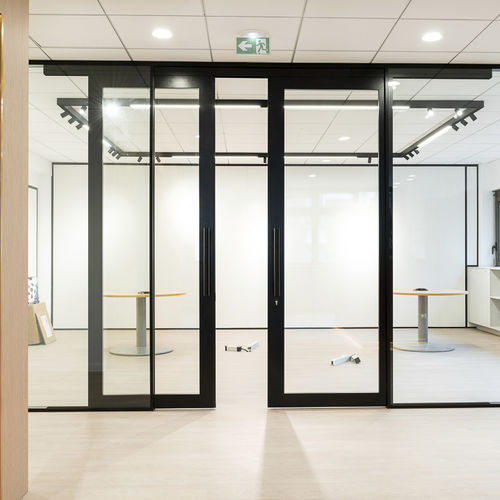 Porte coulissante - Mecanalu - d'intérieur / en bois / en verre