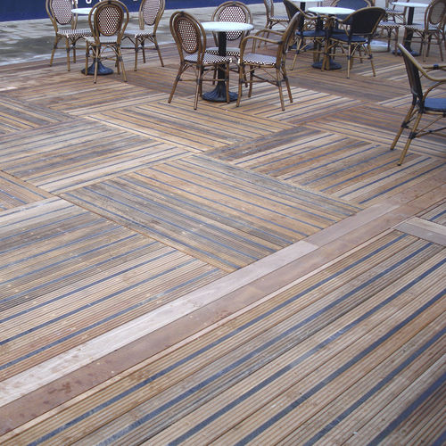 Lame de terrasse en bois - Woodscape. - rainurée / professionnelle / durable